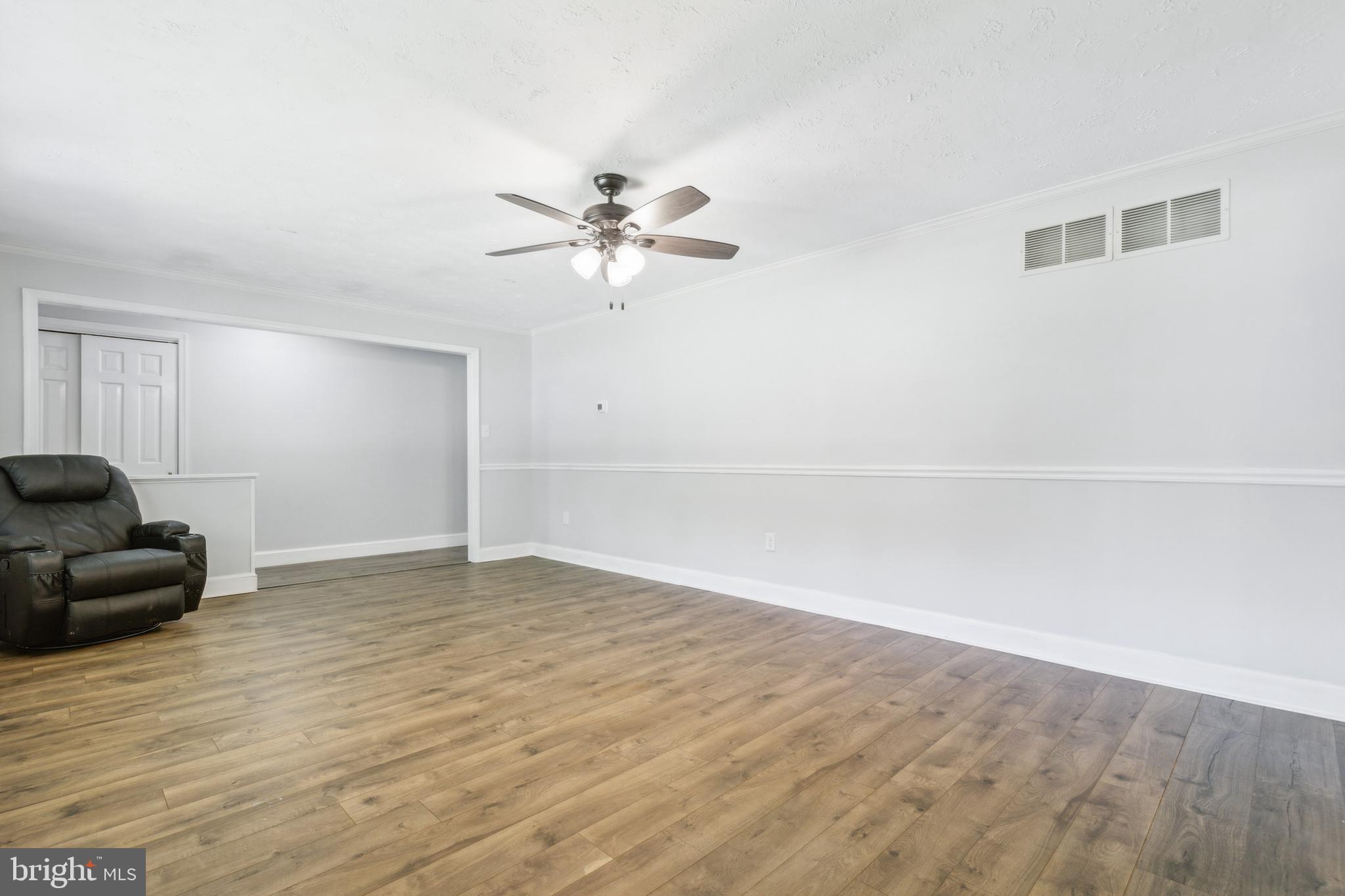 10059 Kimberly Ct
