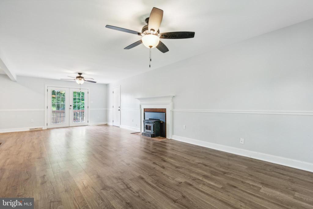10059 Kimberly Ct