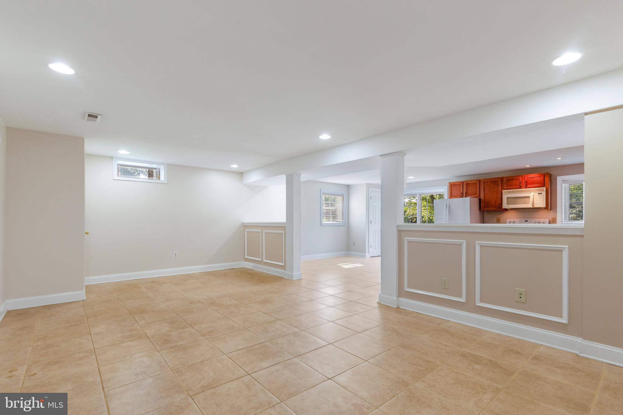 10059 Kimberly Ct