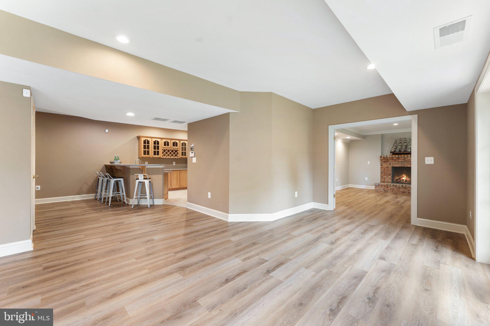 7978 WELLINGTON DRIVE
