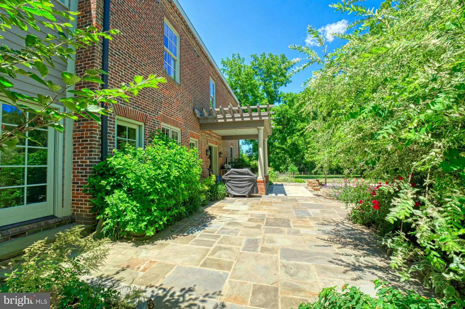 6659 BLACKWELL ROAD