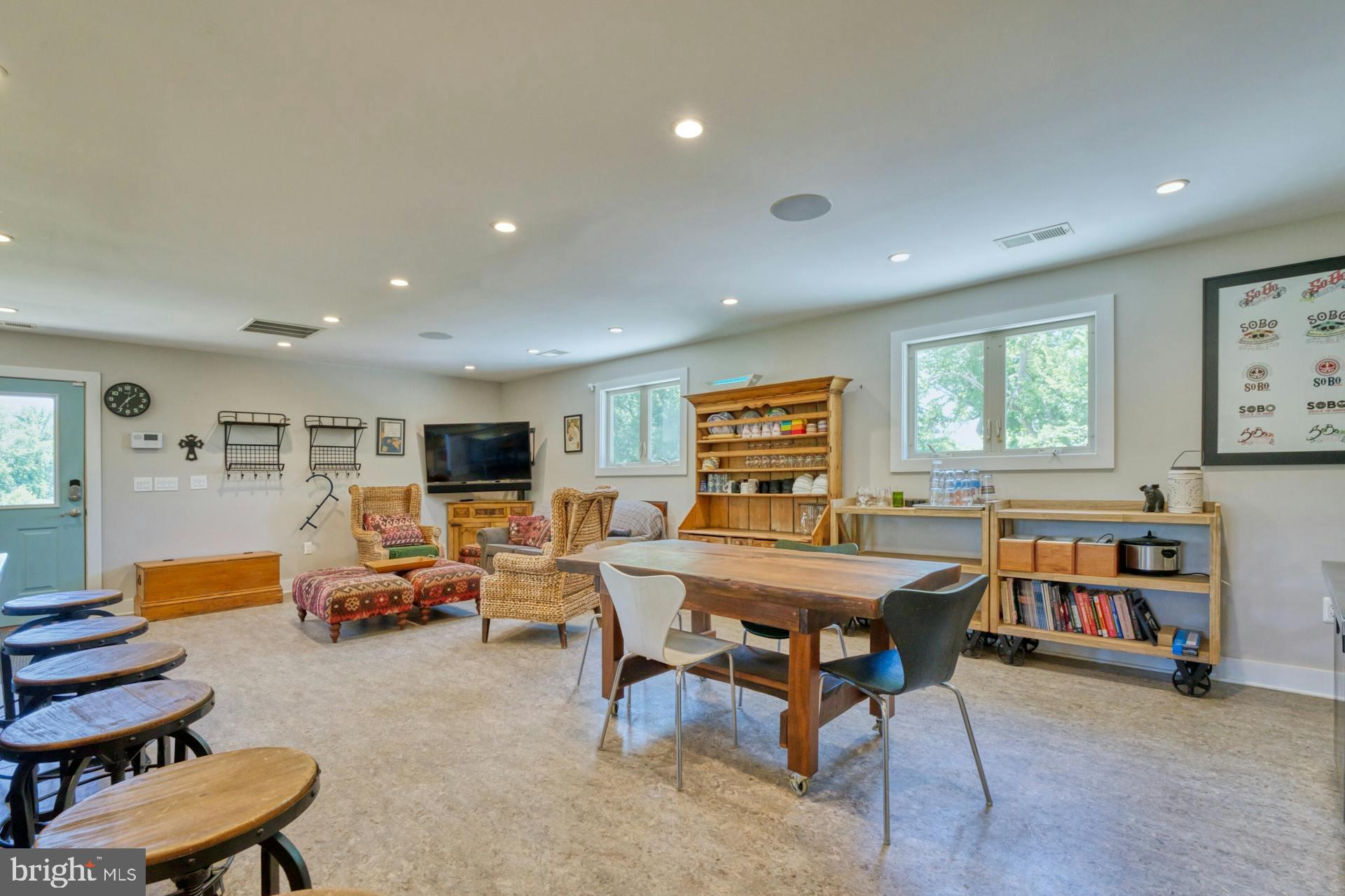6659 BLACKWELL ROAD