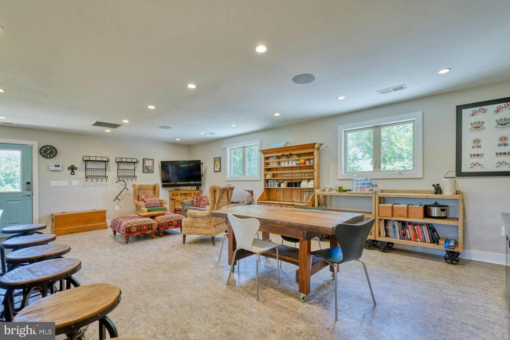 6659 BLACKWELL ROAD