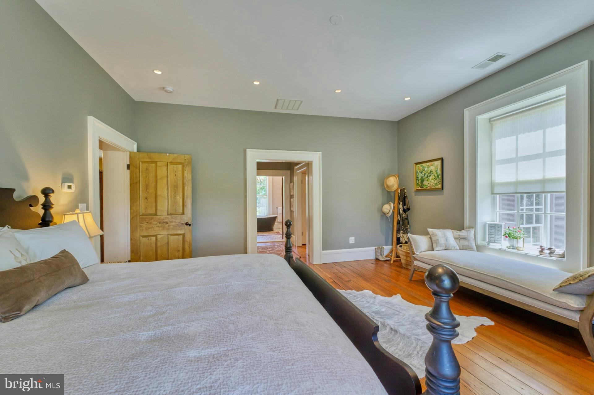 6659 BLACKWELL ROAD
