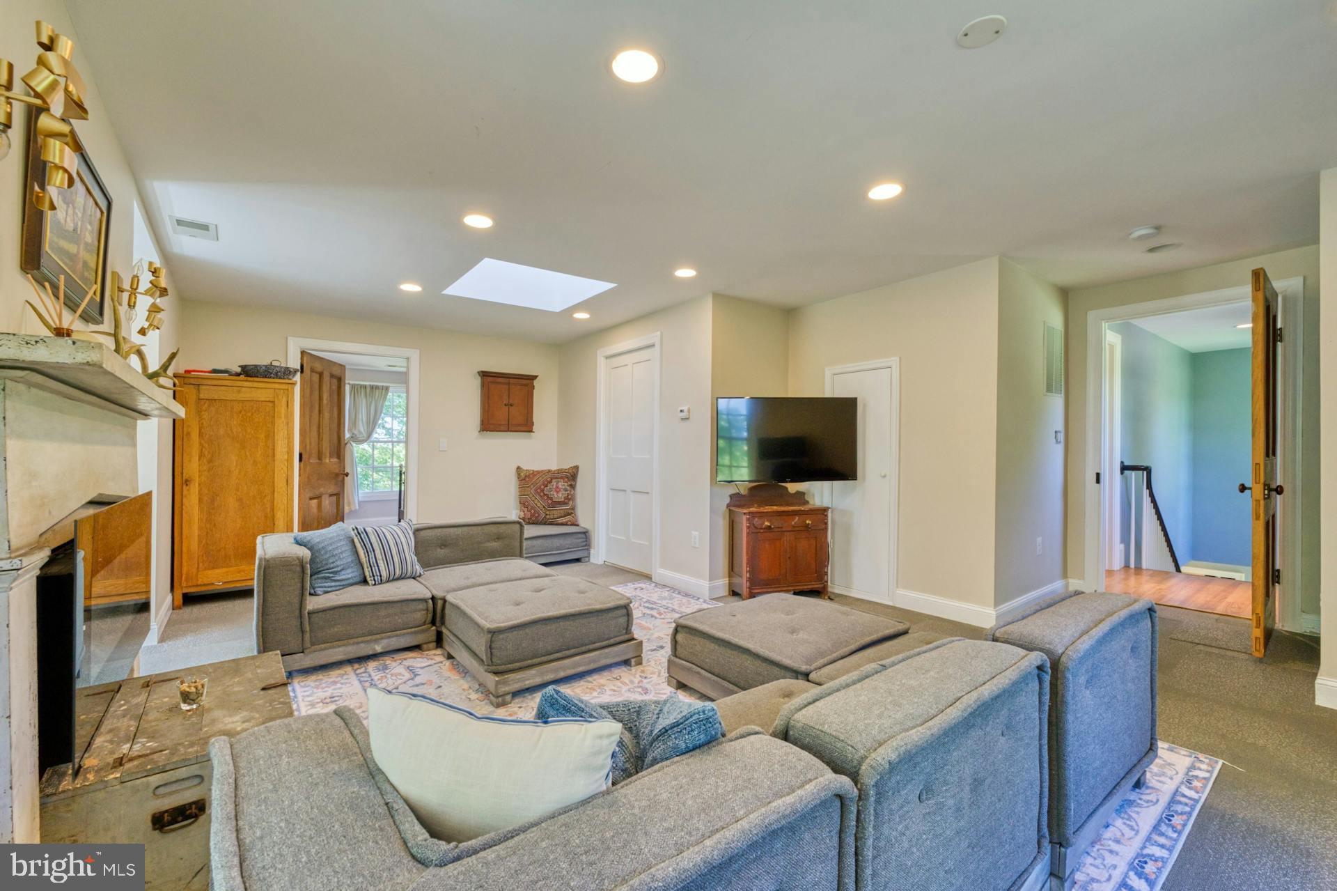 6659 BLACKWELL ROAD