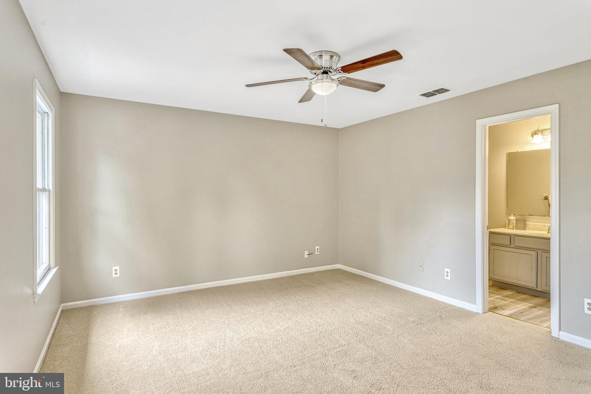 446 DENNING COURT