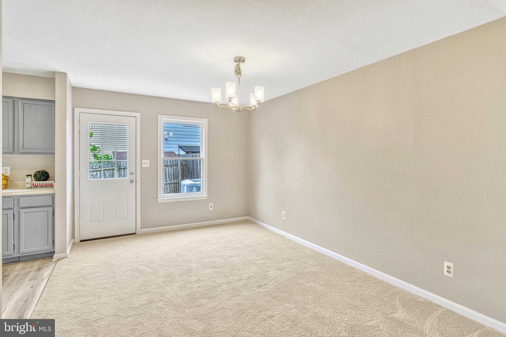 446 DENNING COURT