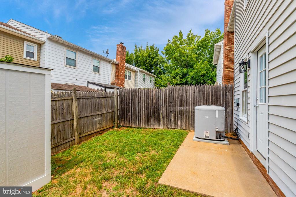 446 DENNING COURT
