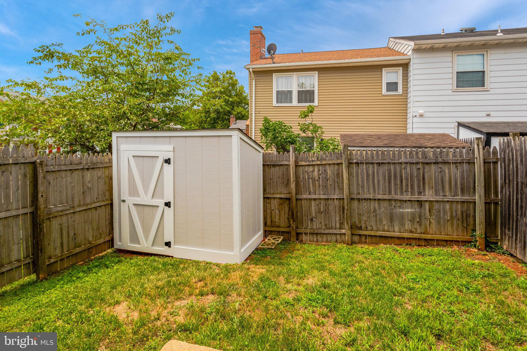 446 DENNING COURT