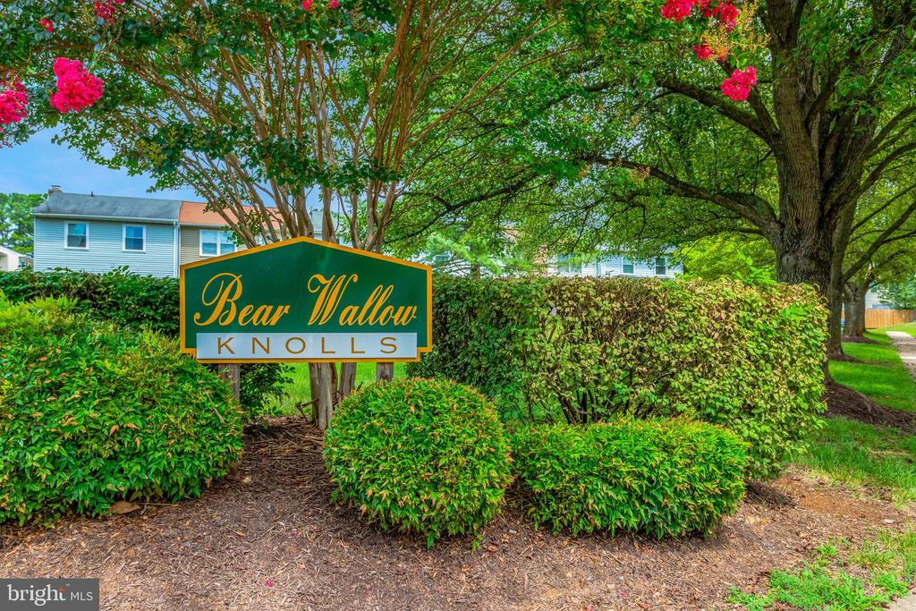 446 DENNING COURT