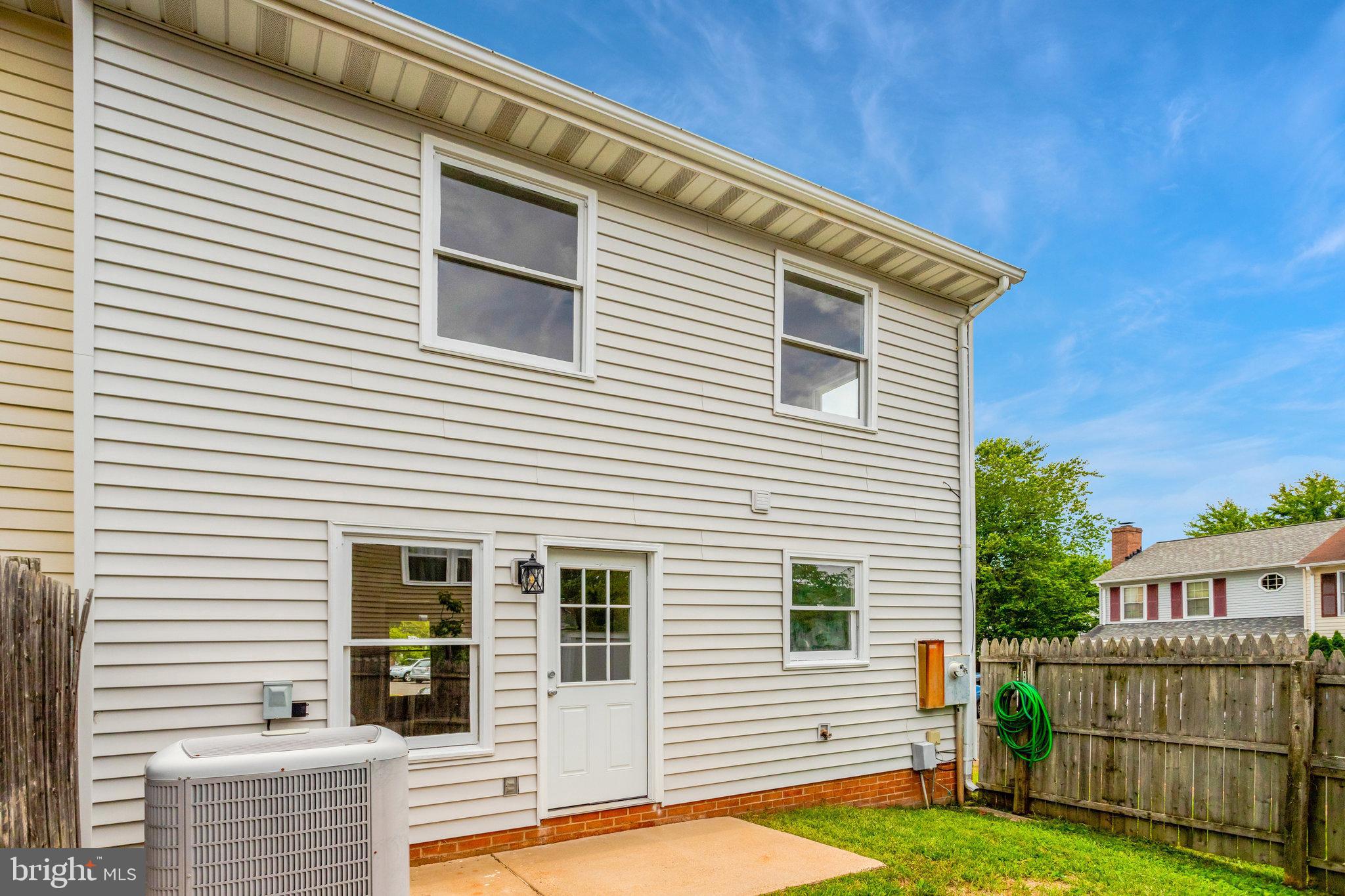 446 DENNING COURT