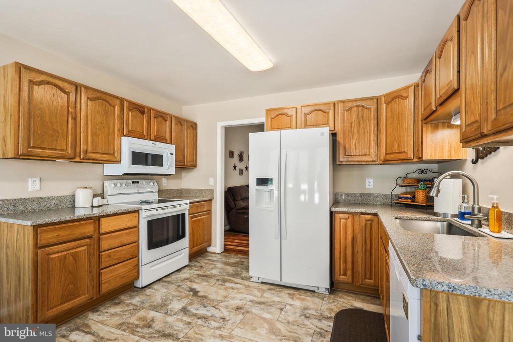 12198 CLIFTON LANE
