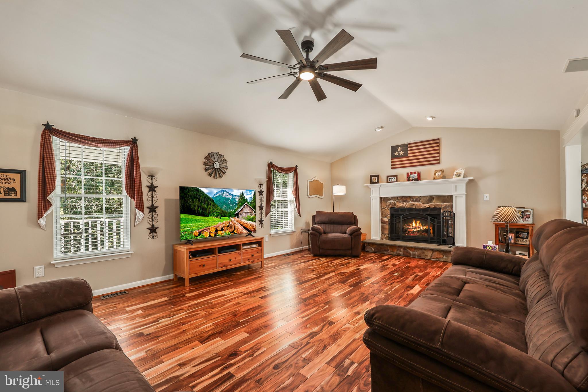 12198 CLIFTON LANE