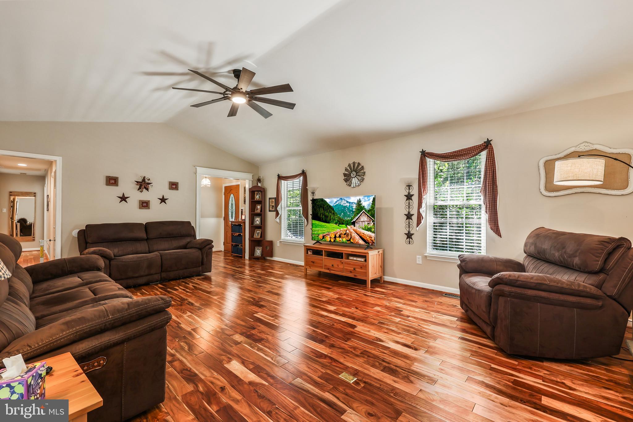 12198 CLIFTON LANE
