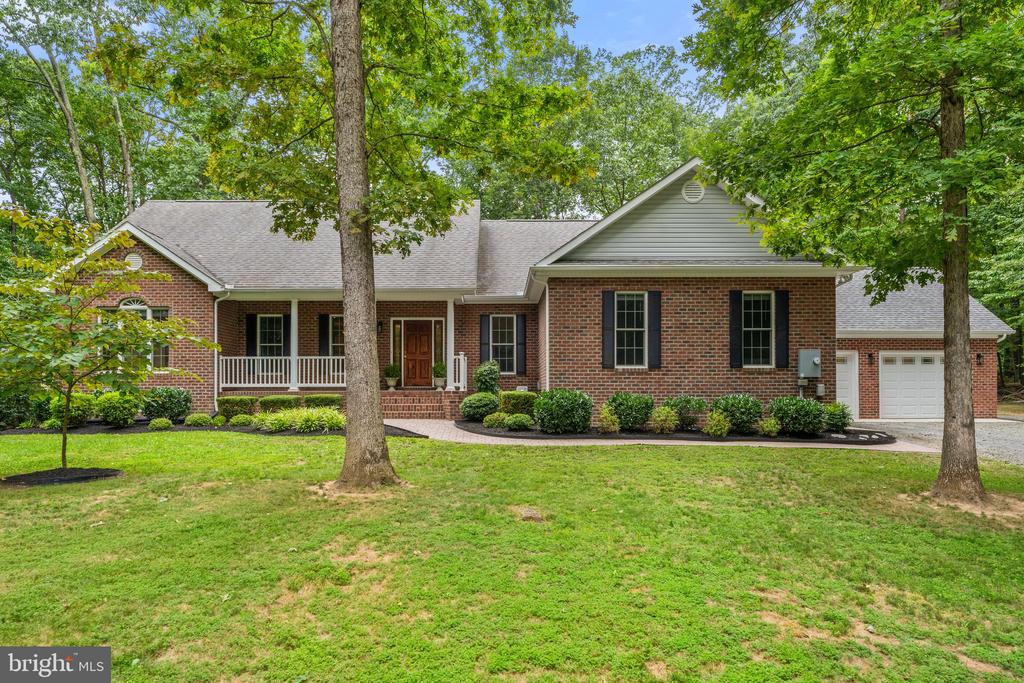 7336 FORREST ROAD