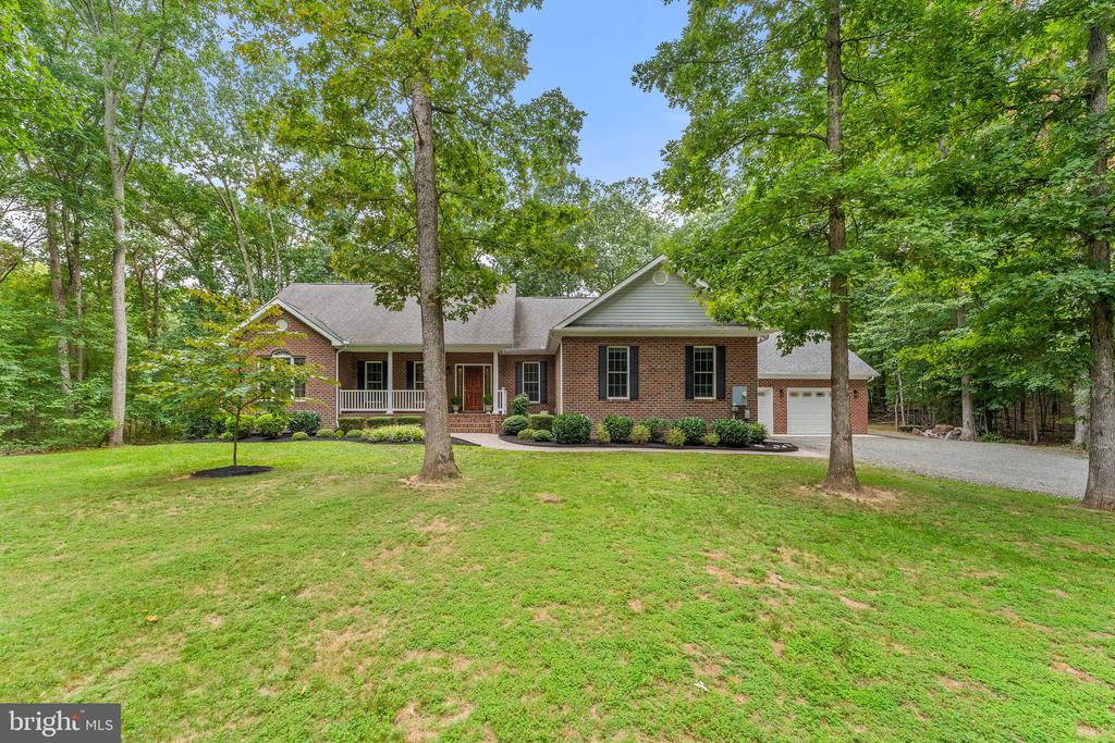 7336 FORREST ROAD