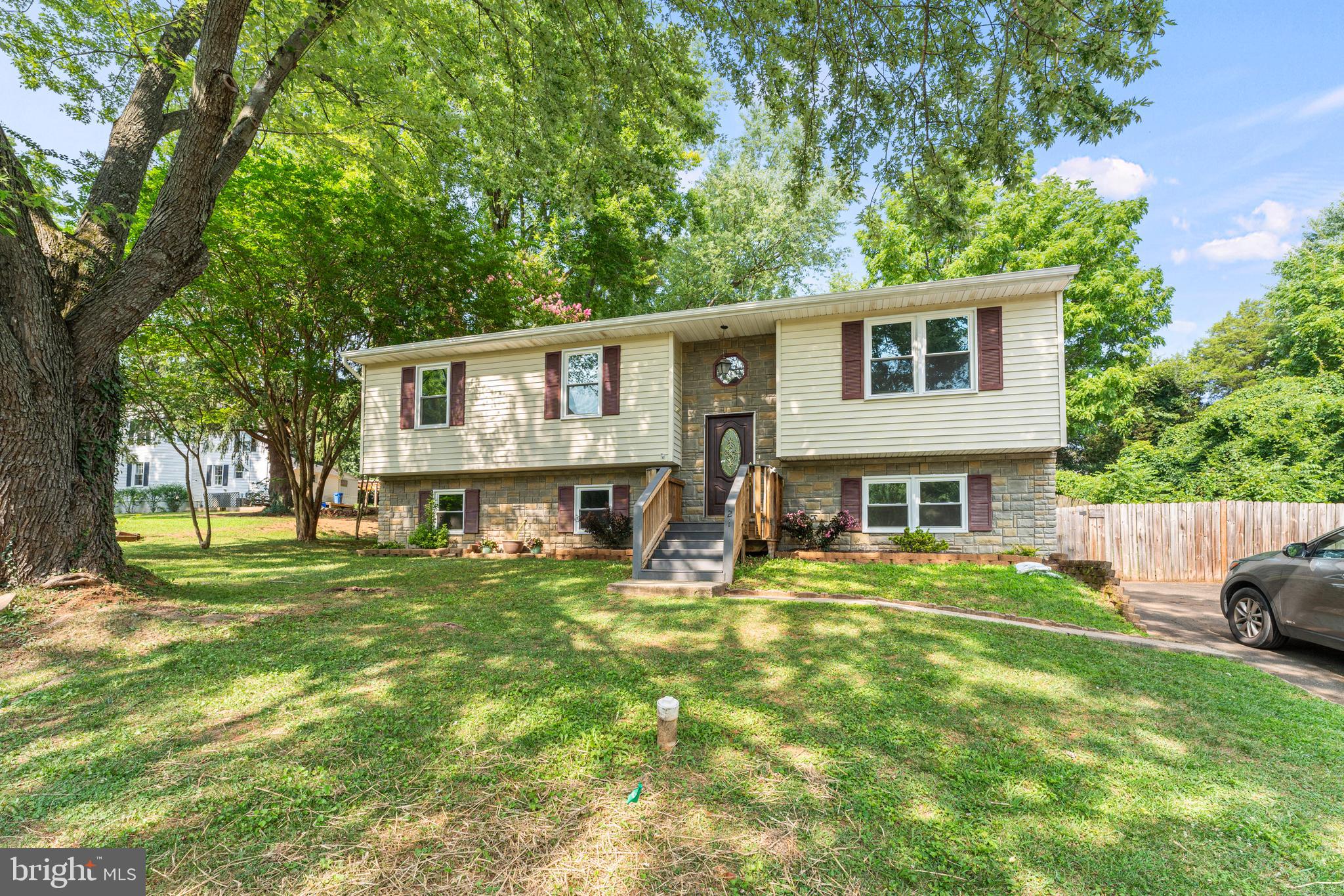 21 FISHBACK COURT