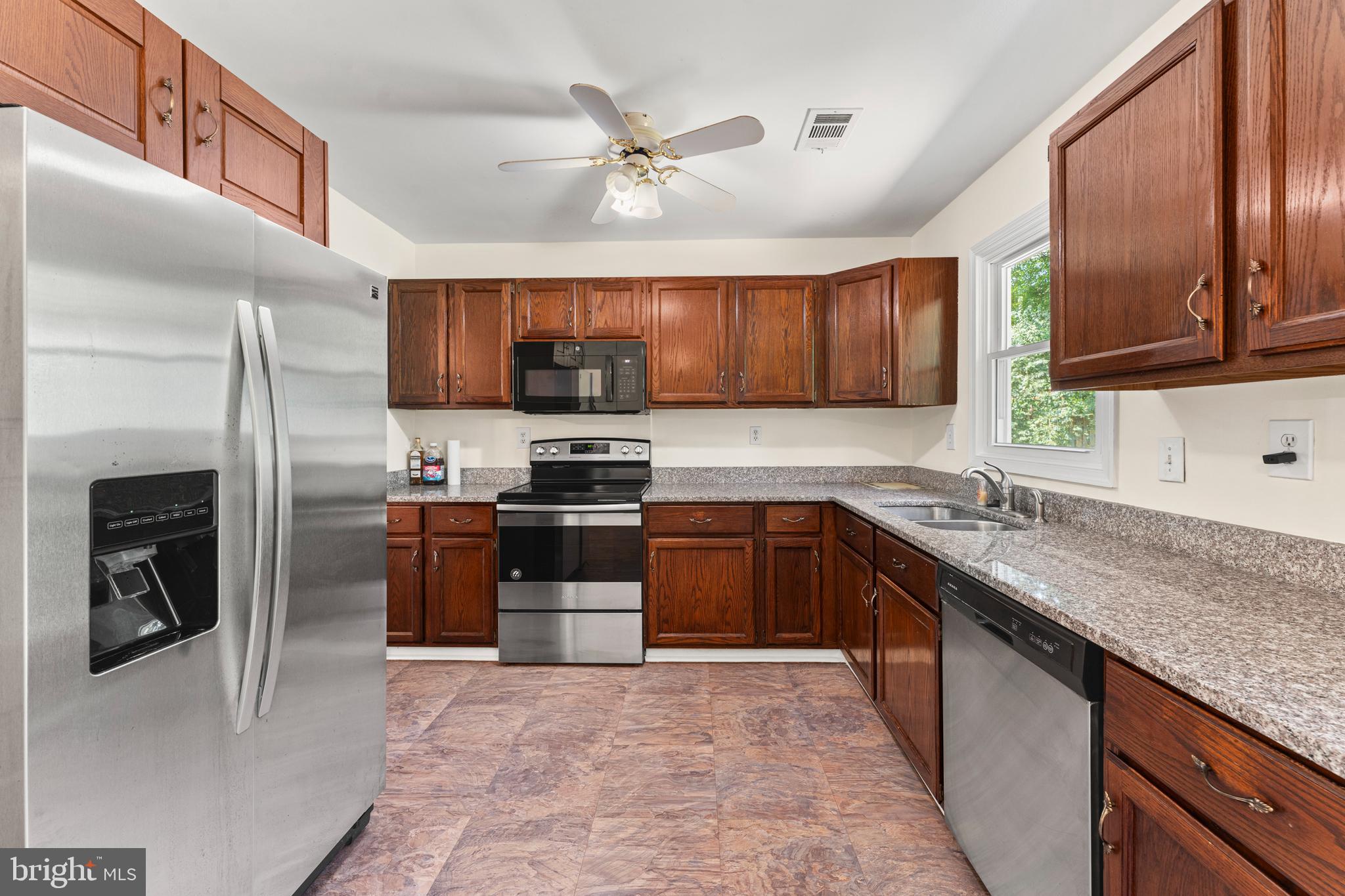 21 FISHBACK COURT