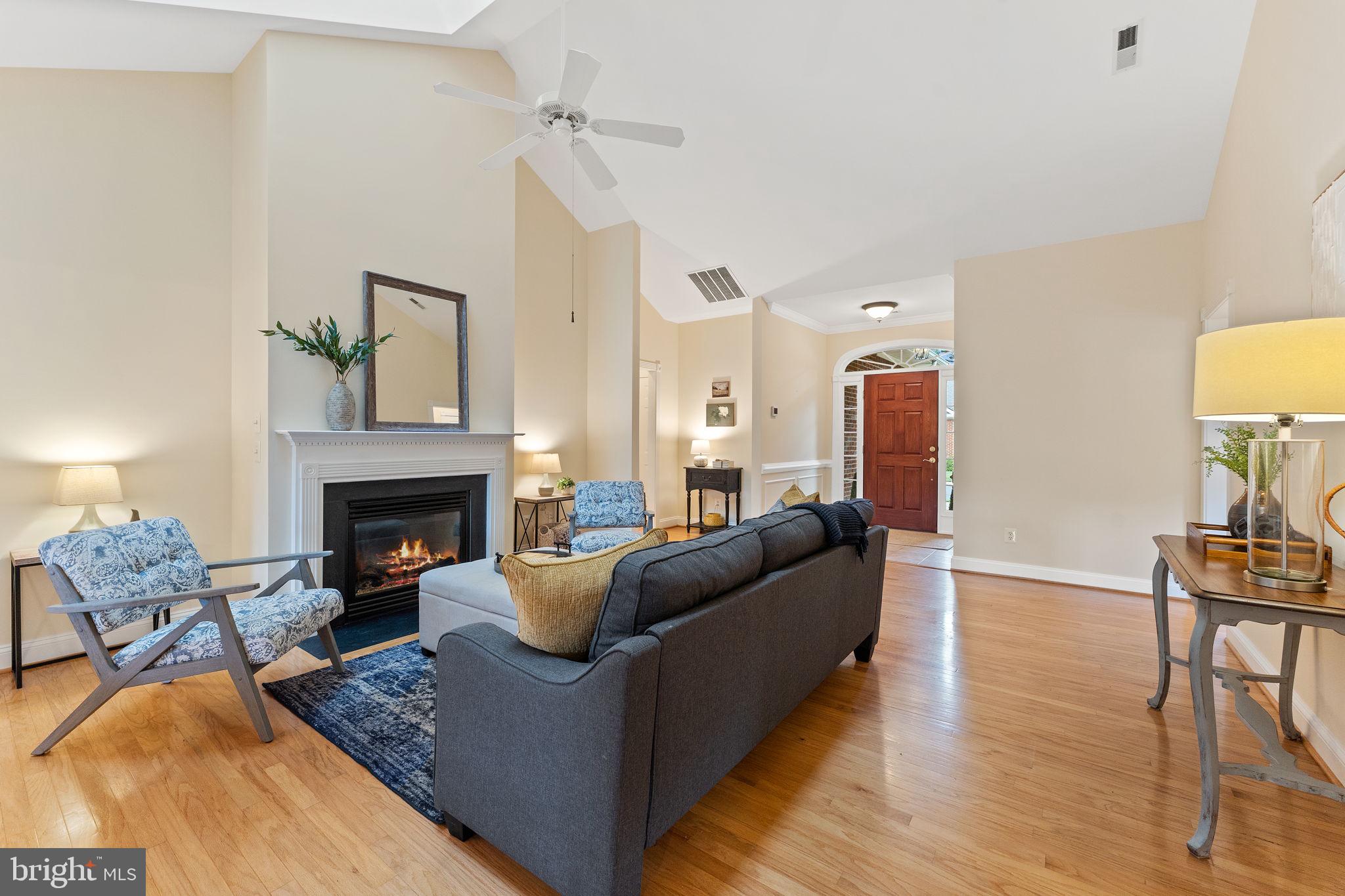 238 CARRIAGE CHASE CIRCLE