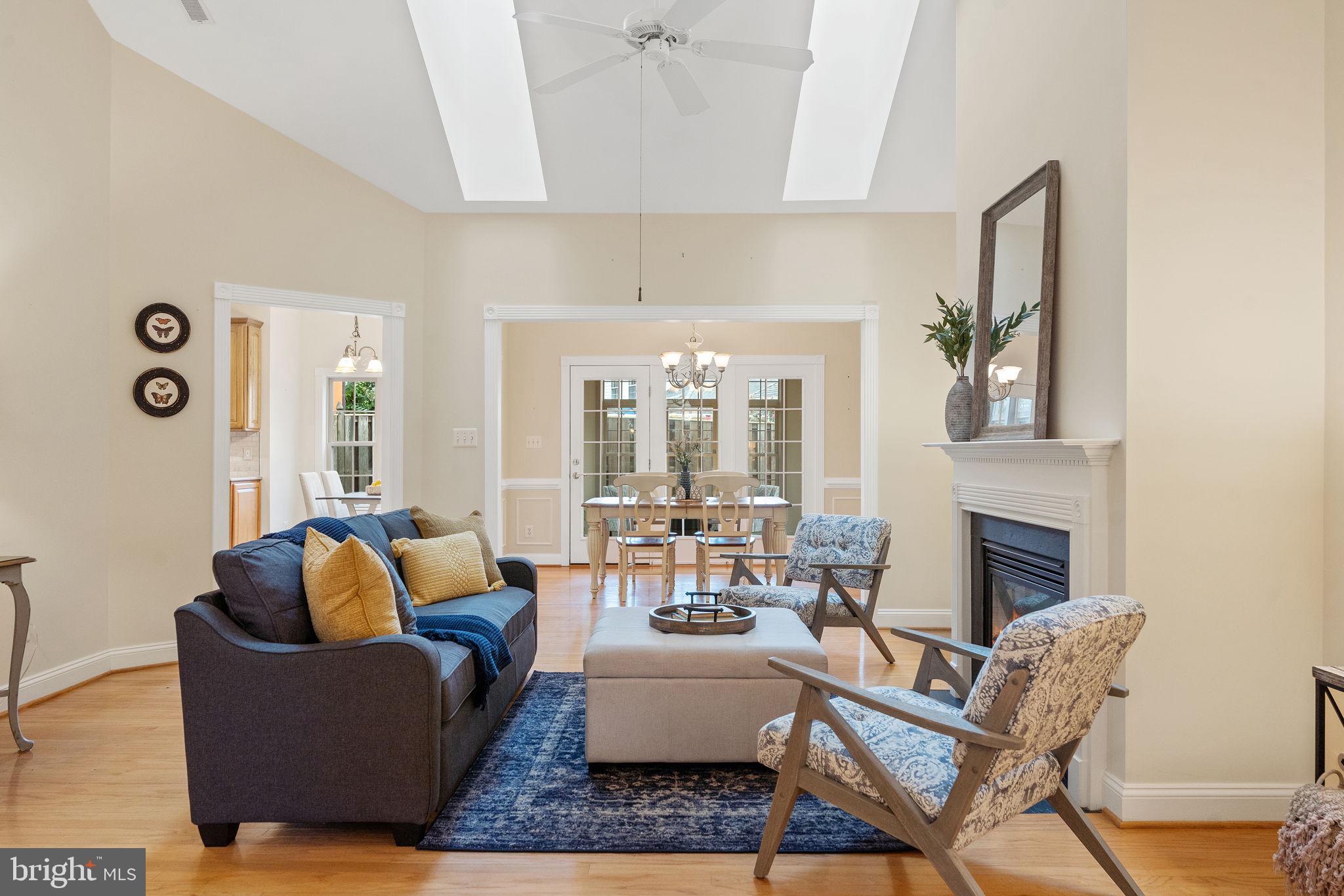 238 CARRIAGE CHASE CIRCLE