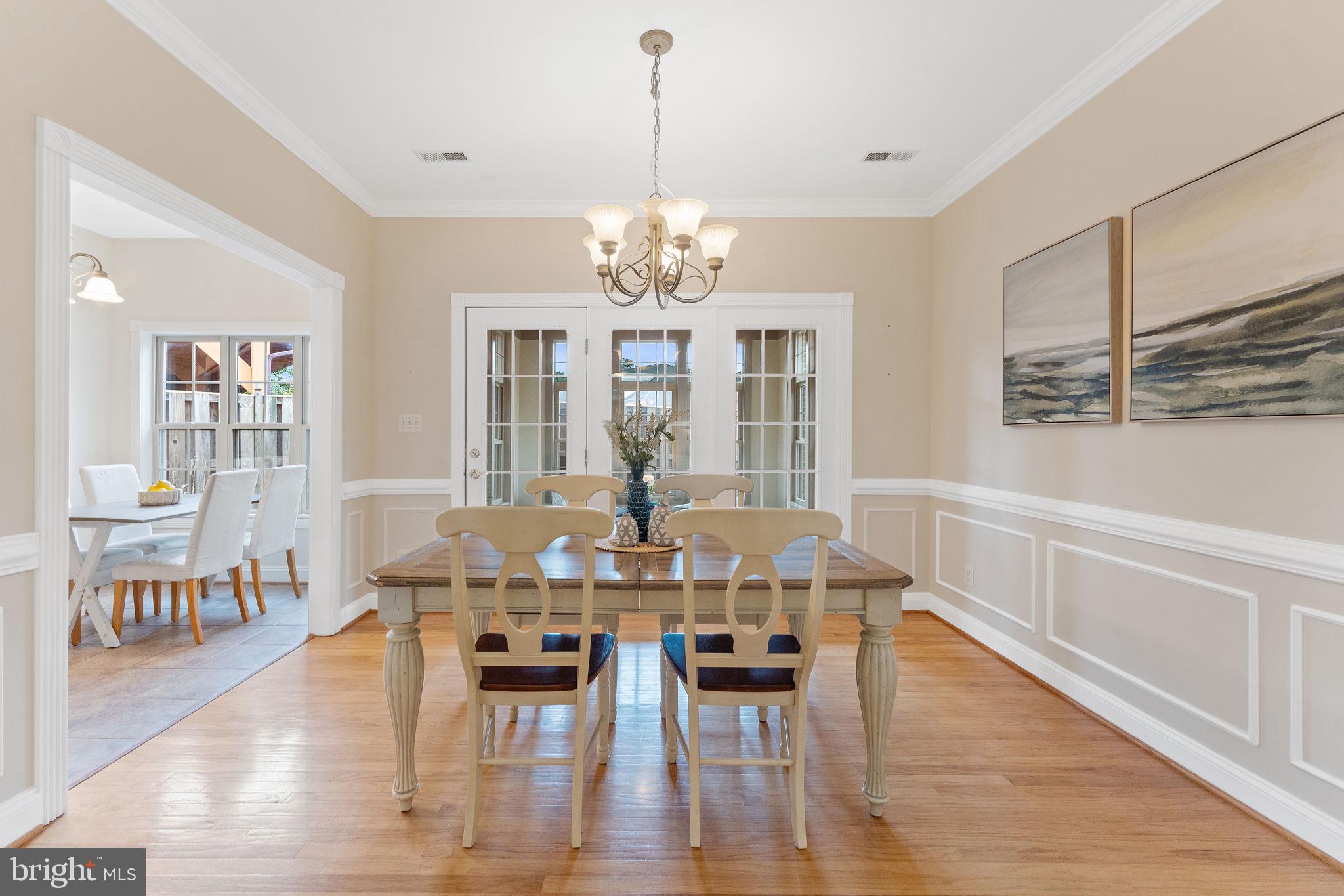 238 CARRIAGE CHASE CIRCLE