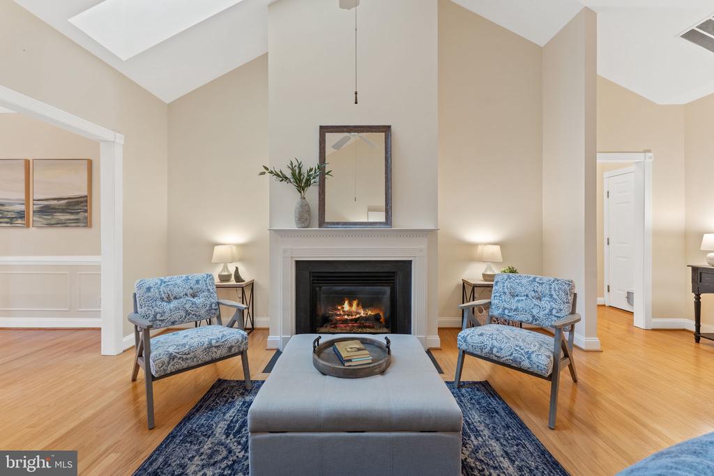 238 CARRIAGE CHASE CIRCLE