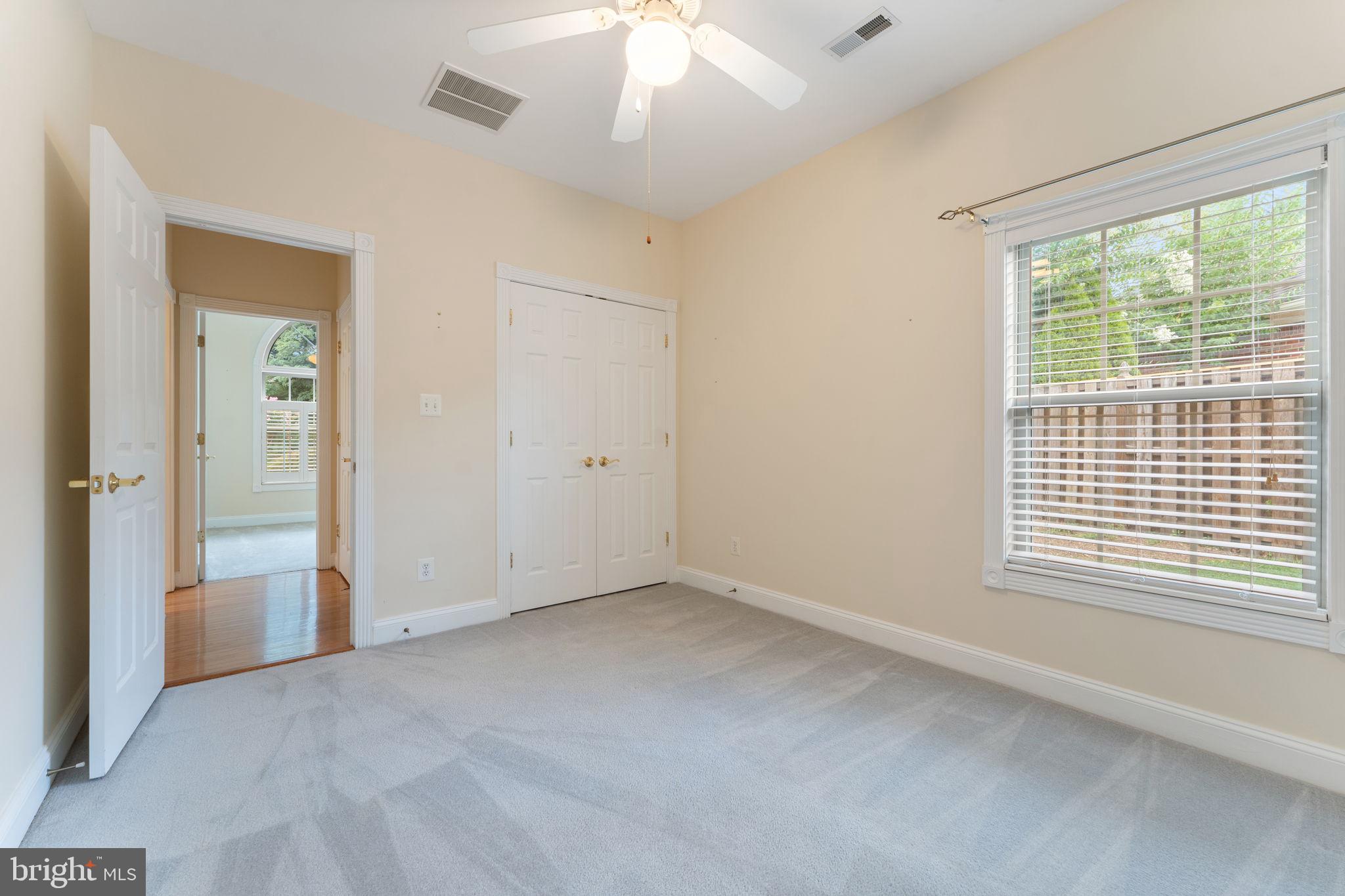 238 CARRIAGE CHASE CIRCLE