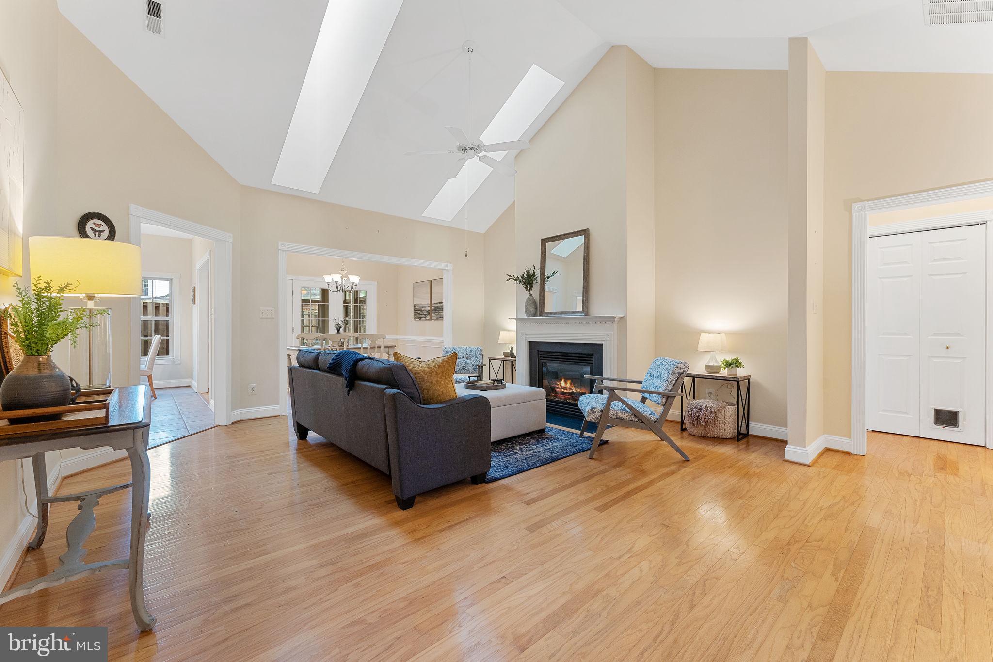 238 CARRIAGE CHASE CIRCLE