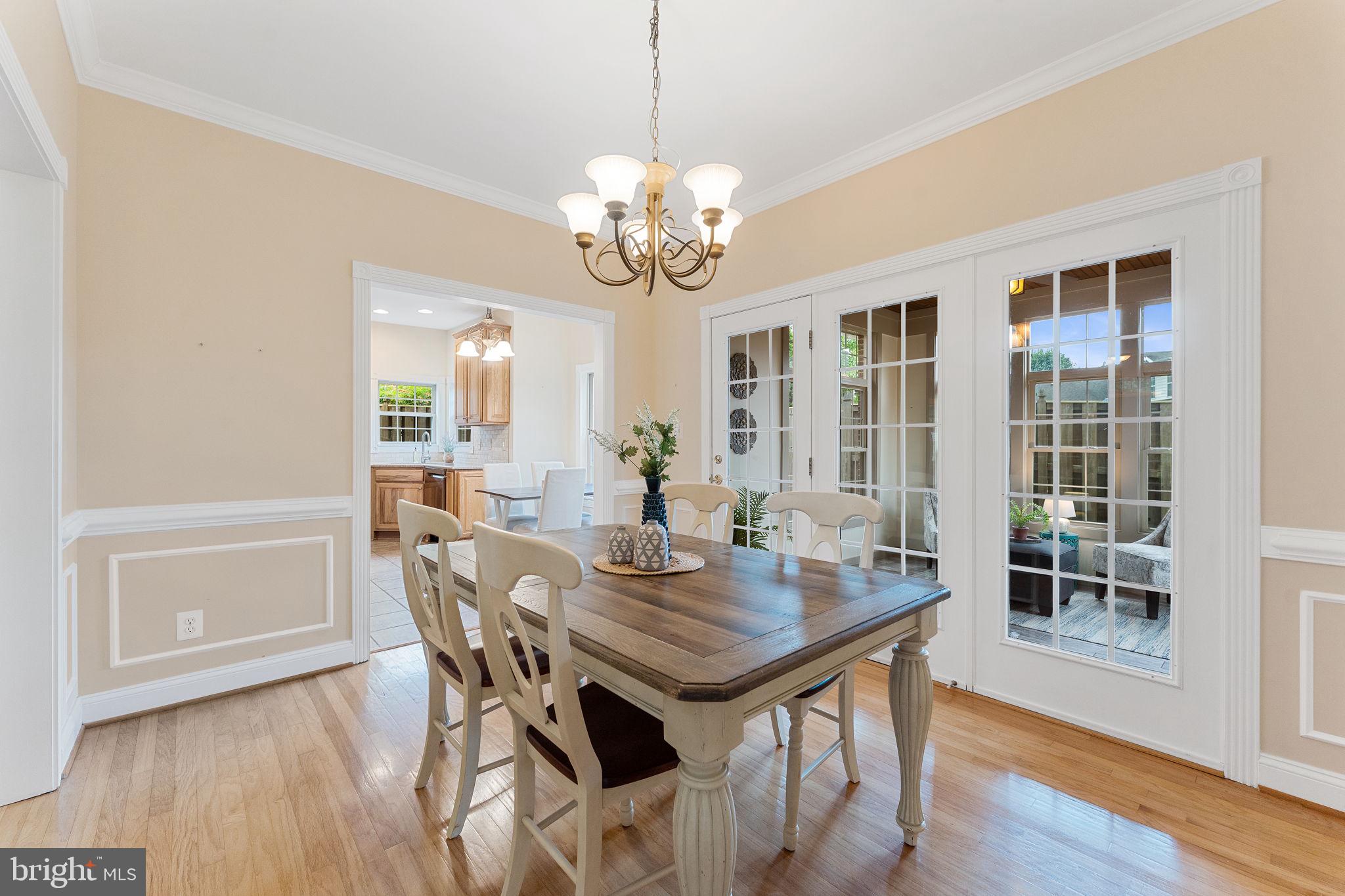 238 CARRIAGE CHASE CIRCLE