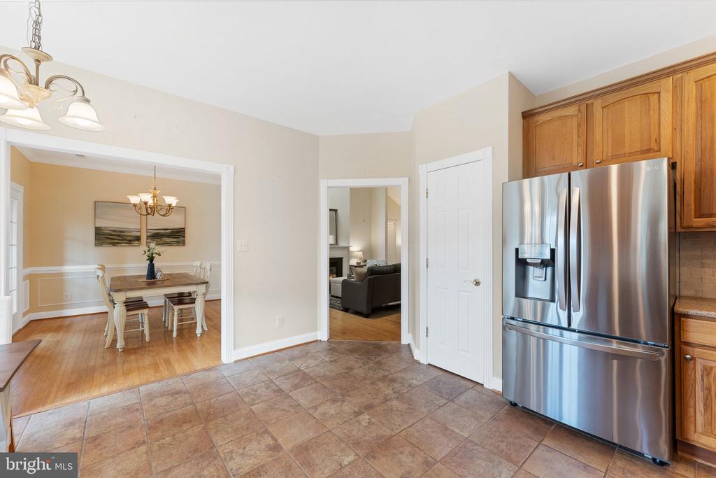 238 CARRIAGE CHASE CIRCLE