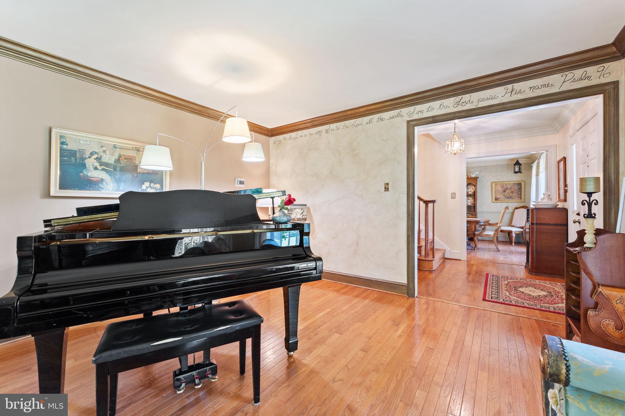 5344 FORREST COURT
