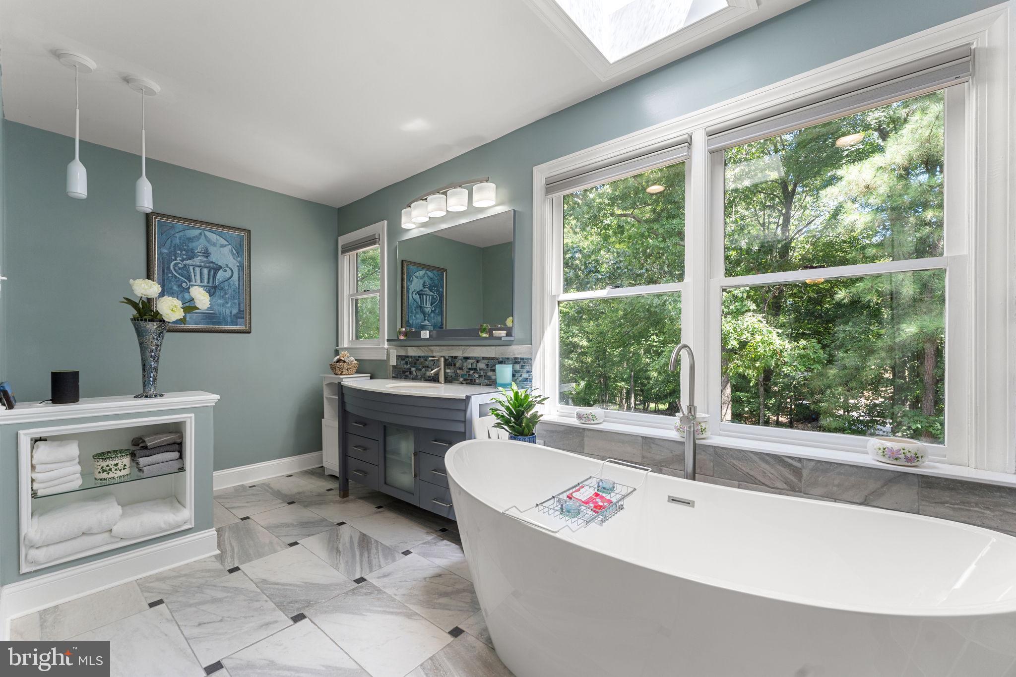 5344 FORREST COURT
