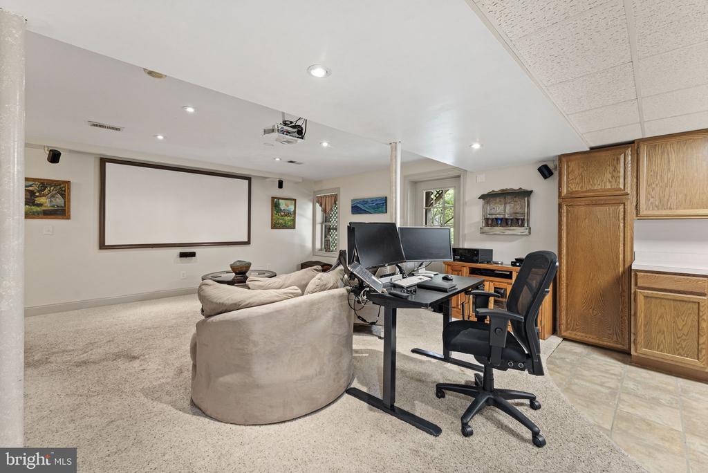 5344 FORREST COURT