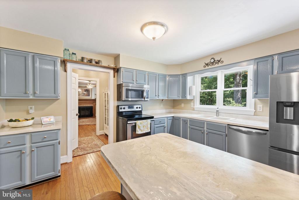 5344 FORREST COURT