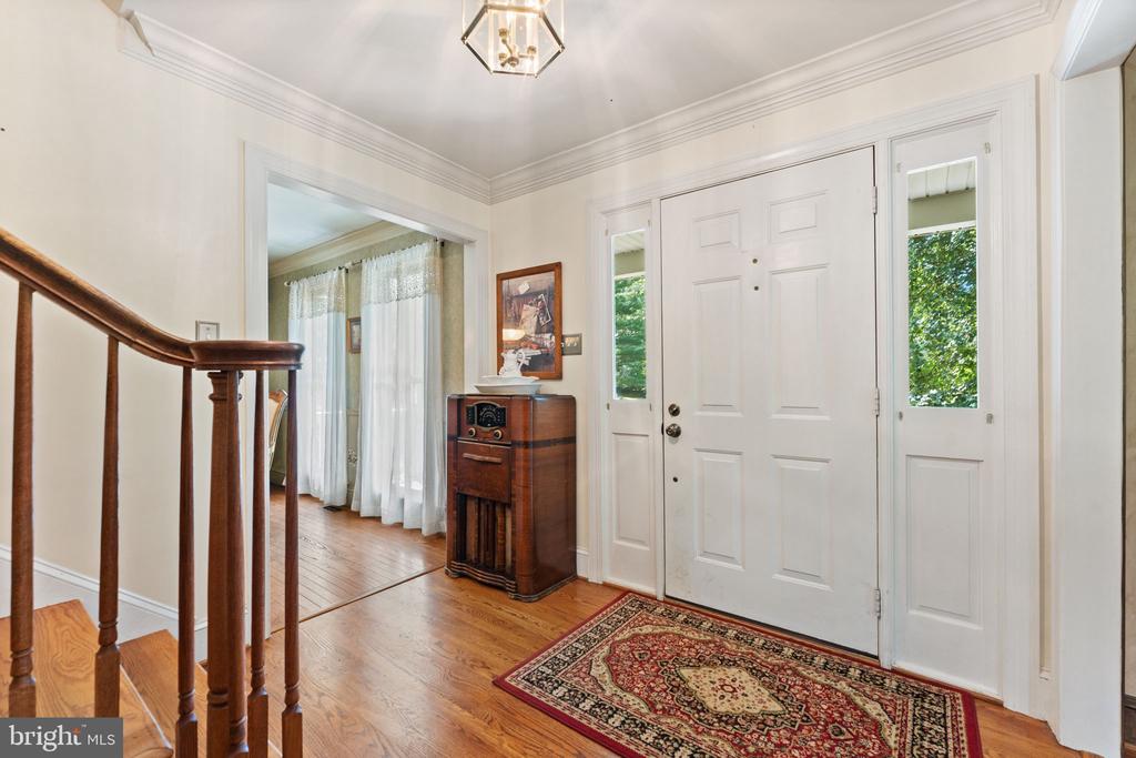 5344 FORREST COURT