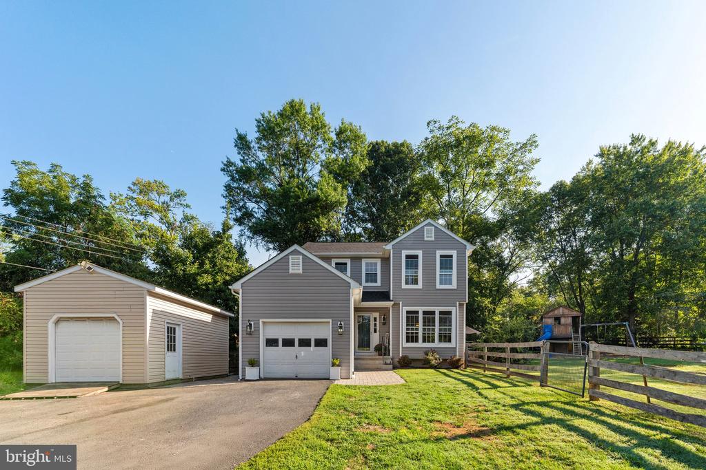 7274 BUNKER HILL ROAD