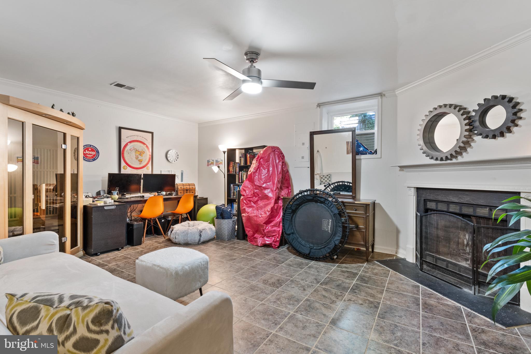 110 Aviary St