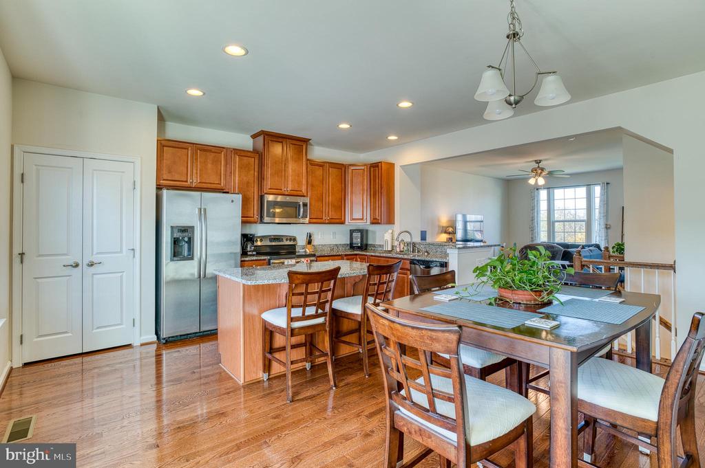 9024 RANDOLPH CIRCLE