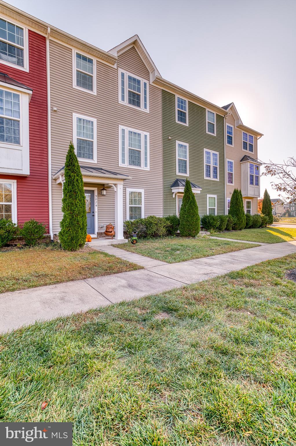 9024 RANDOLPH CIRCLE