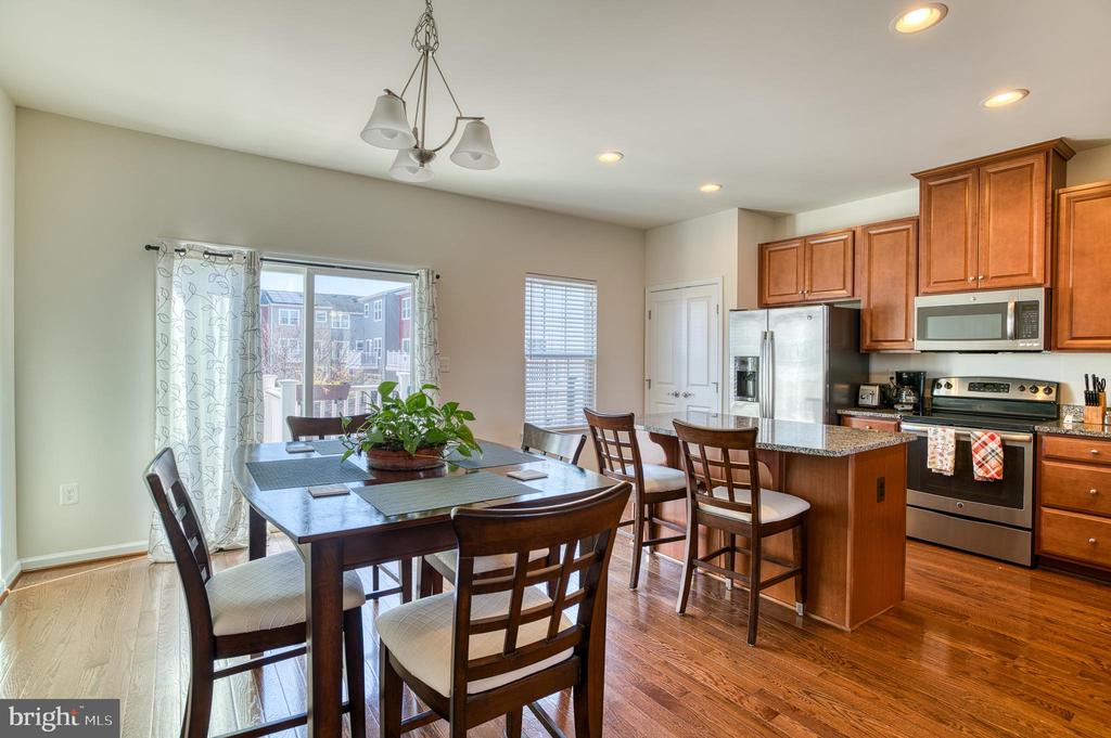 9024 RANDOLPH CIRCLE