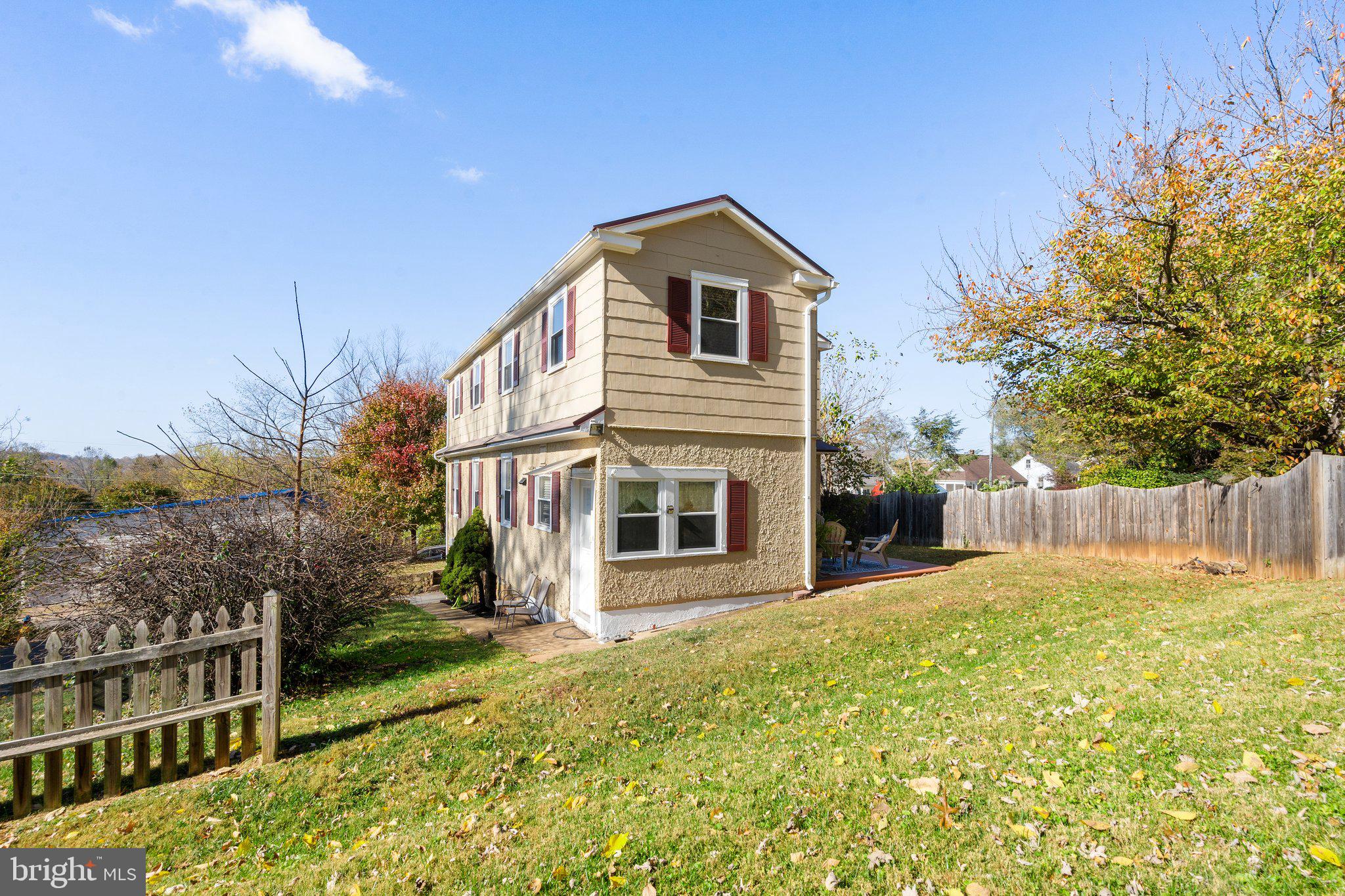 23 FAIRFAX STREET