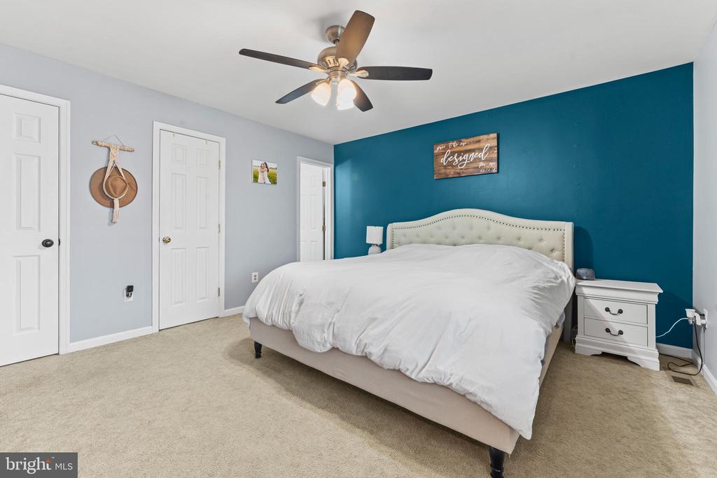 11700 FLAG ROCK DRIVE