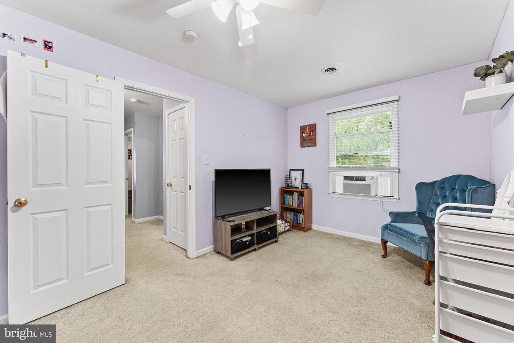 11700 FLAG ROCK DRIVE
