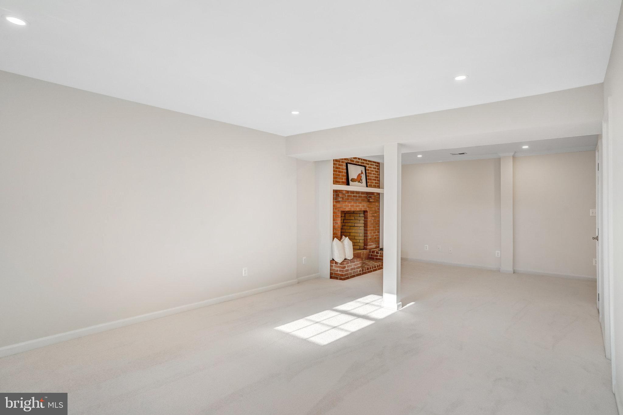 415 DENNING COURT