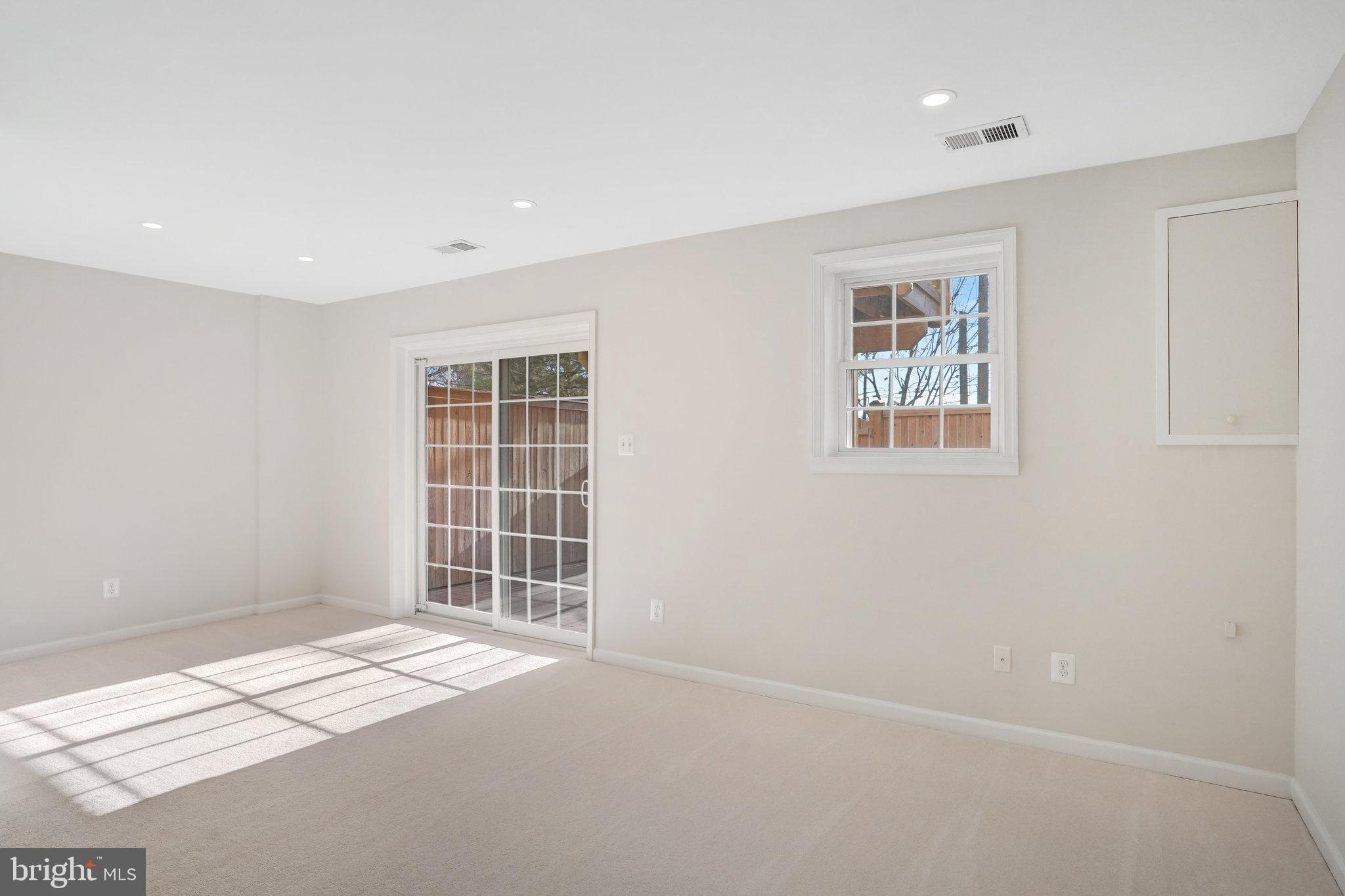 415 DENNING COURT