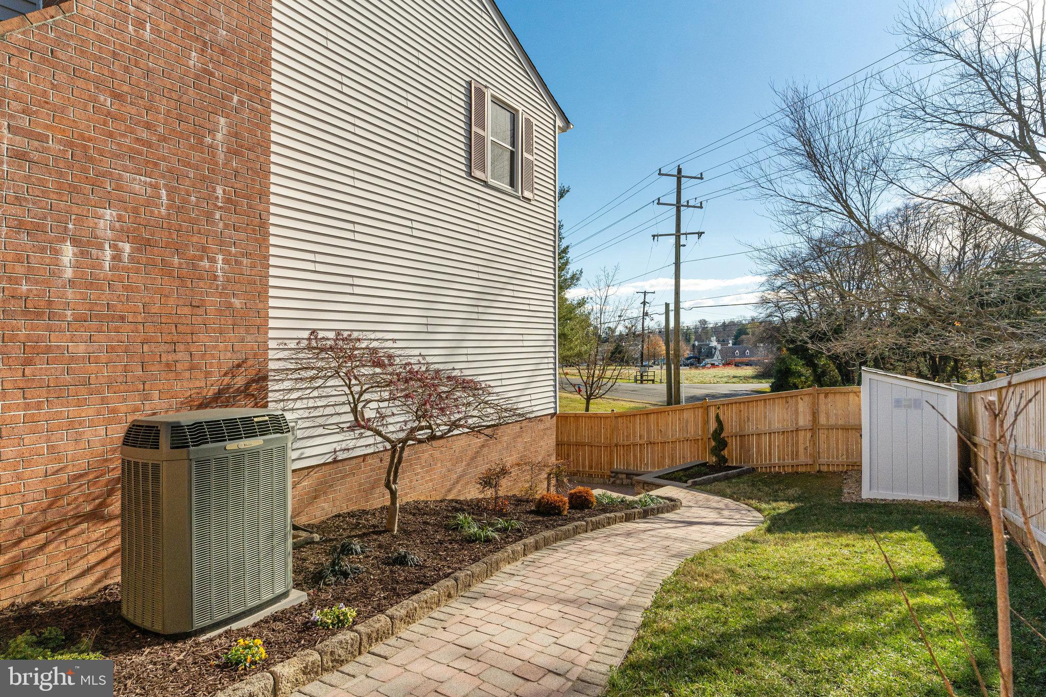 415 DENNING COURT