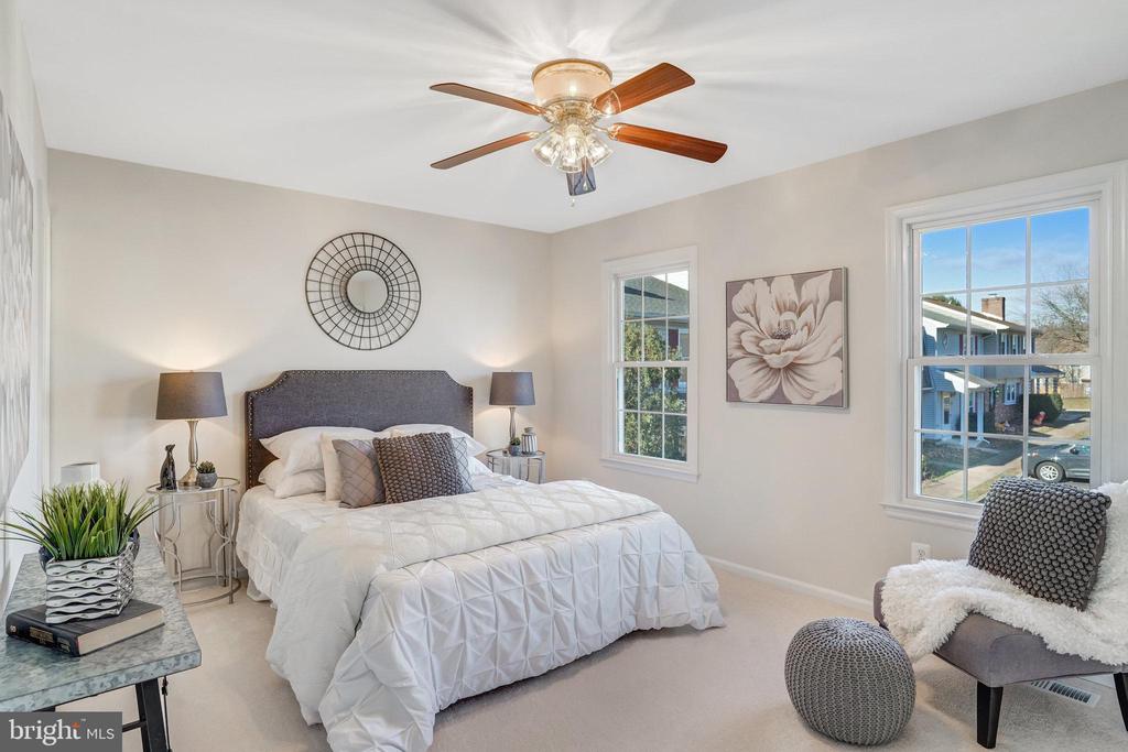 415 DENNING COURT
