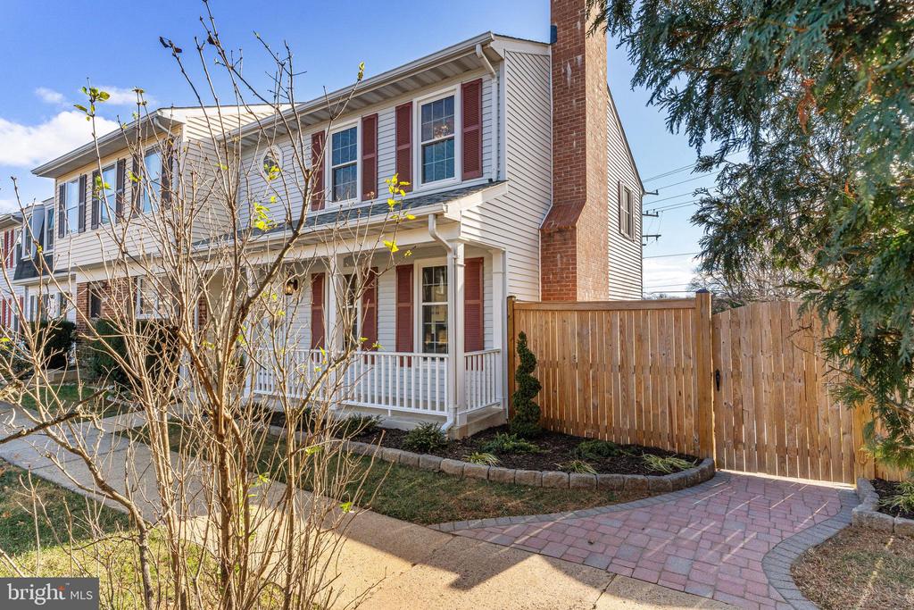 415 DENNING COURT
