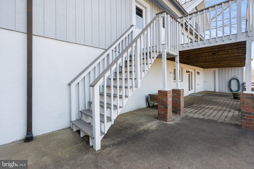 7507 LEIGH ROAD