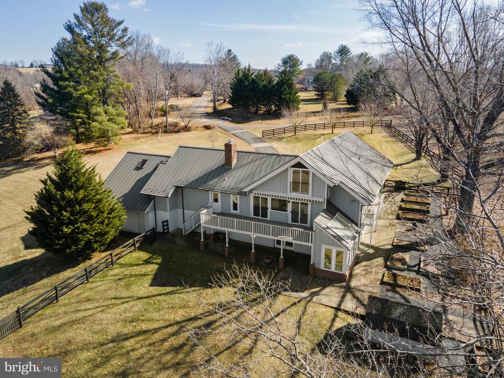 7507 LEIGH ROAD
